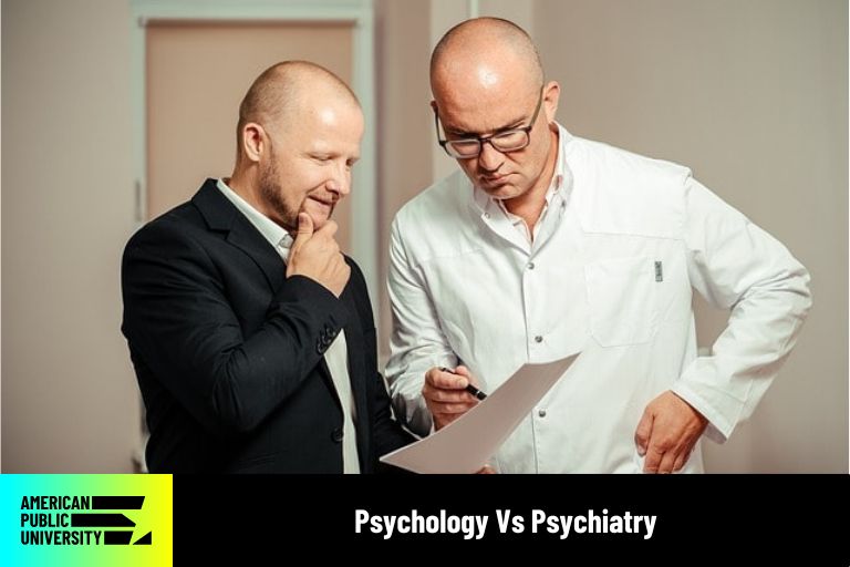 two male psychologists