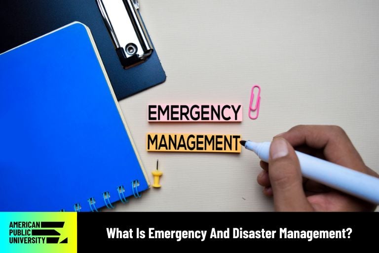 emergency and disaster management written on sticky notes