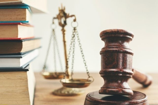 legal studies vs criminal justice scale and gavel